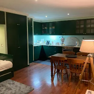 https://studio-by-casa-da-quinta.madeira-islandshotels.com