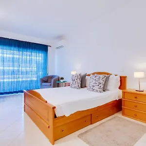 Colina Sol T2 Apartment